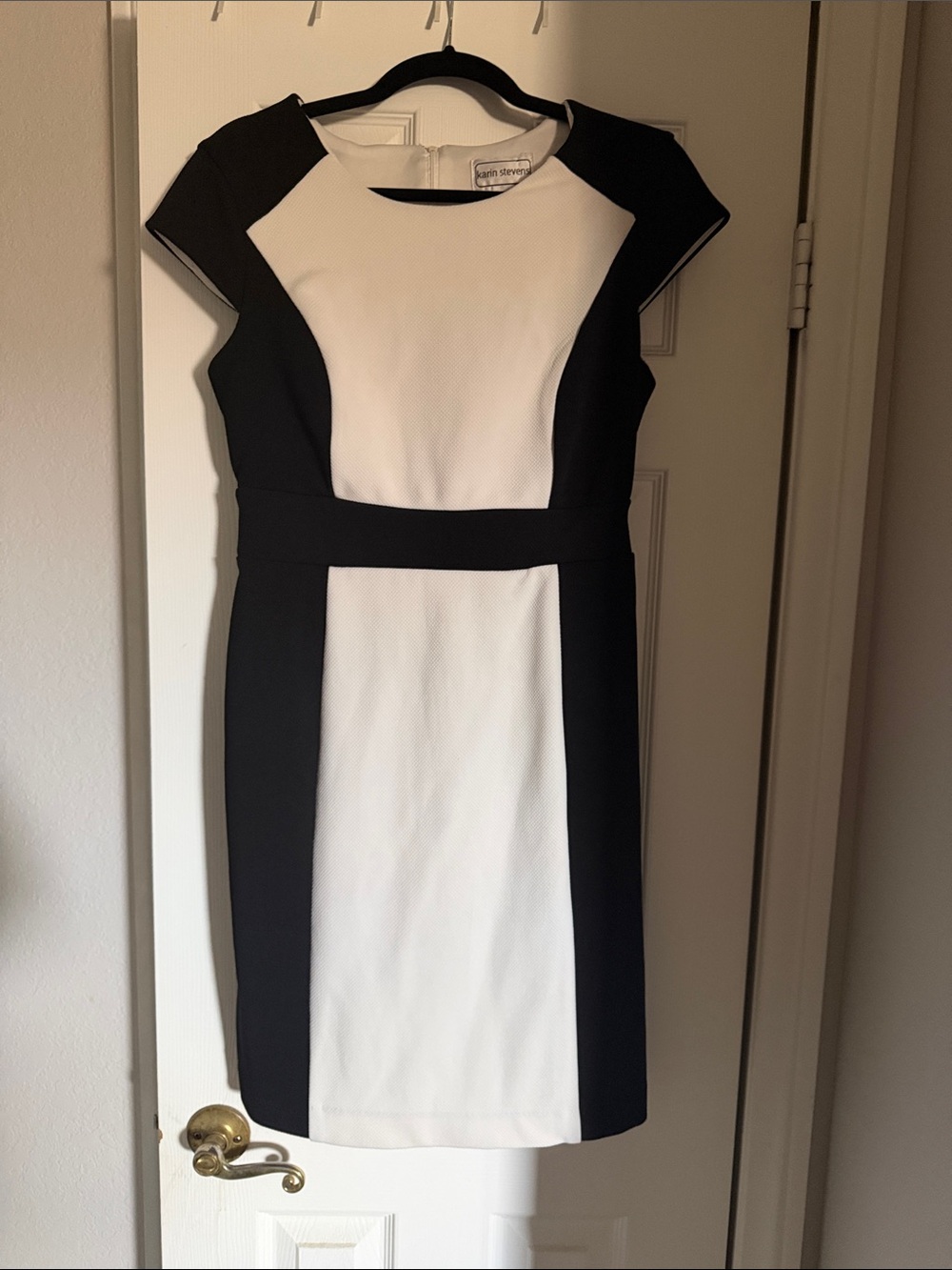 karin stevens Black and White Paneled Midi Dress